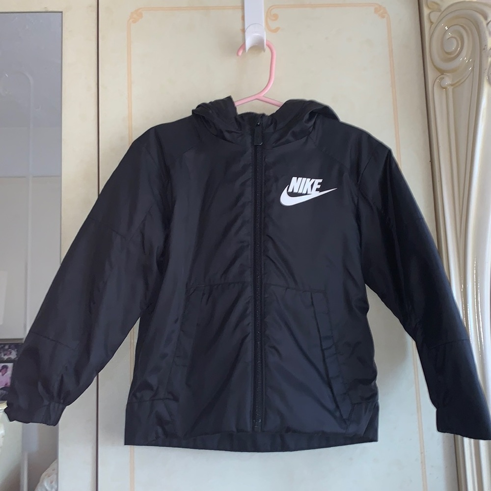 Toddler nike windbreaker size 3